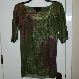 Size medium top
